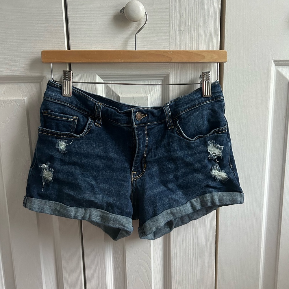Hollister 3” low rise shorts